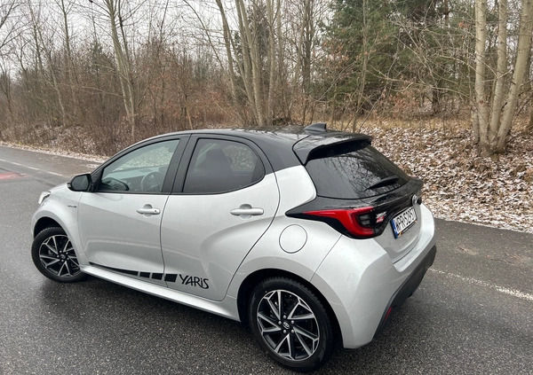 Toyota Yaris cena 76999 przebieg: 18000, rok produkcji 2021 z Białobrzegi małe 742